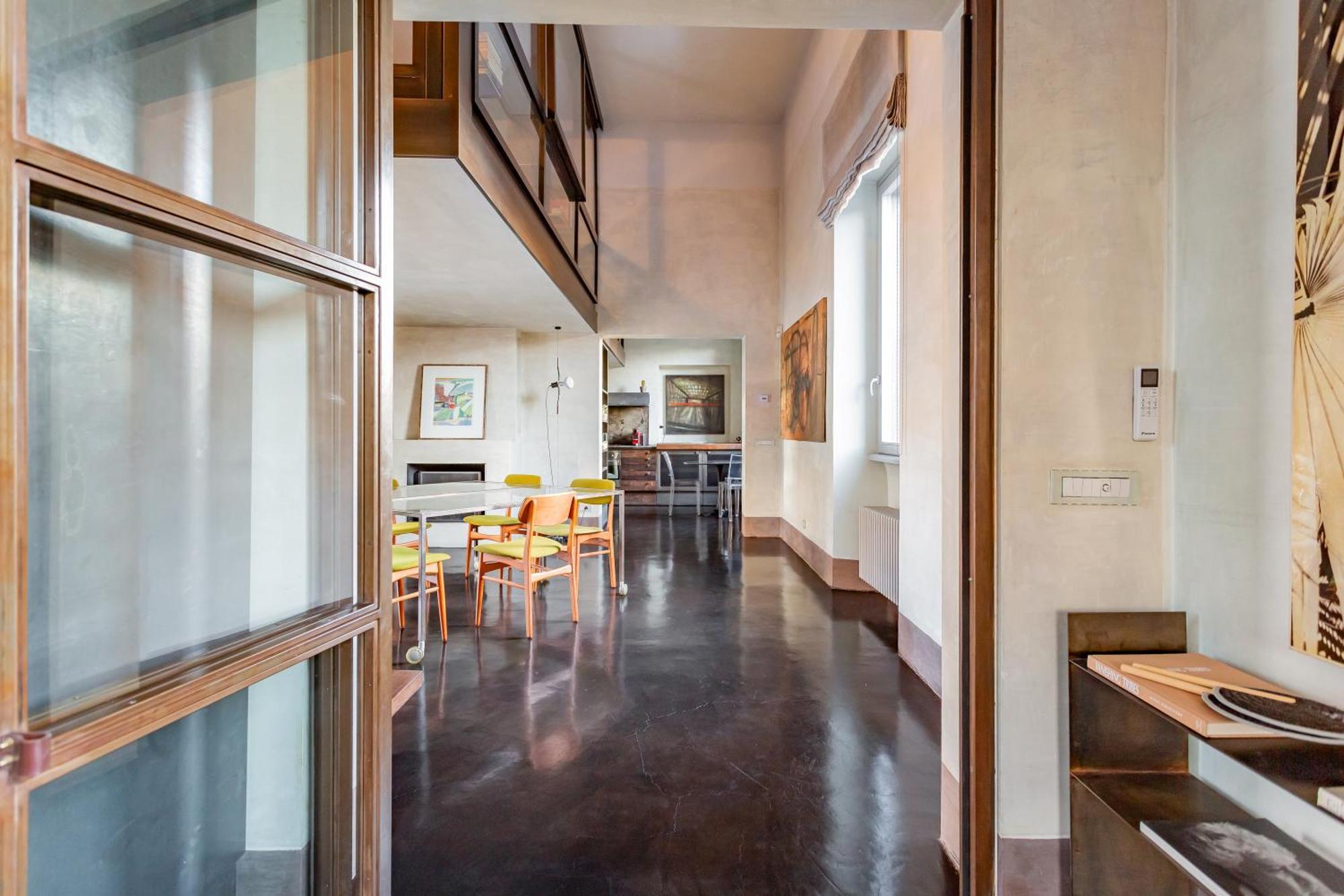 Iconic Apartment With Unique Colosseum View Rome Exterior photo